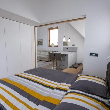 V22 - Premium Apartements *