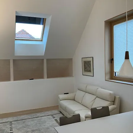 V22 - Premium Apartements *