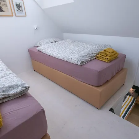 Apartment V22 - Premium Apartements *